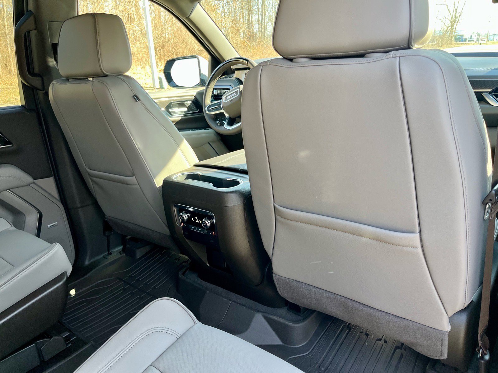 New 2026 GMC Yukon Elevation image 22