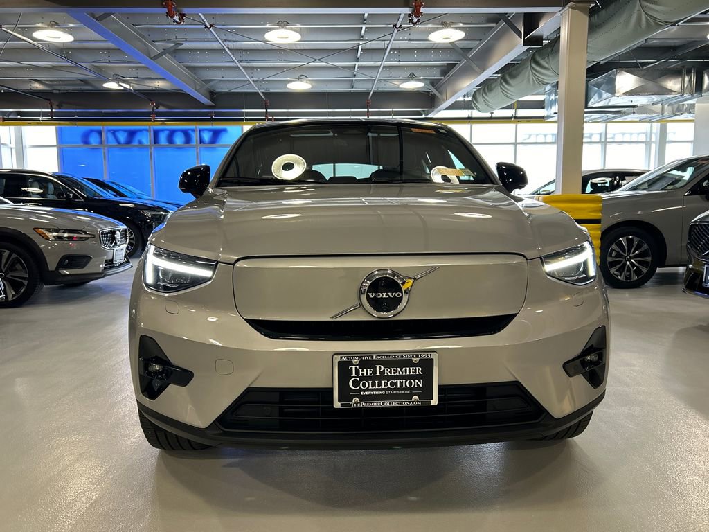 Certified 2023 Volvo C40 P8 Recharge Ultimate image 6