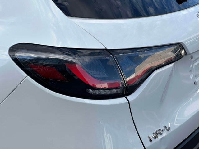 Used 2024 Honda HR-V Sport image 16