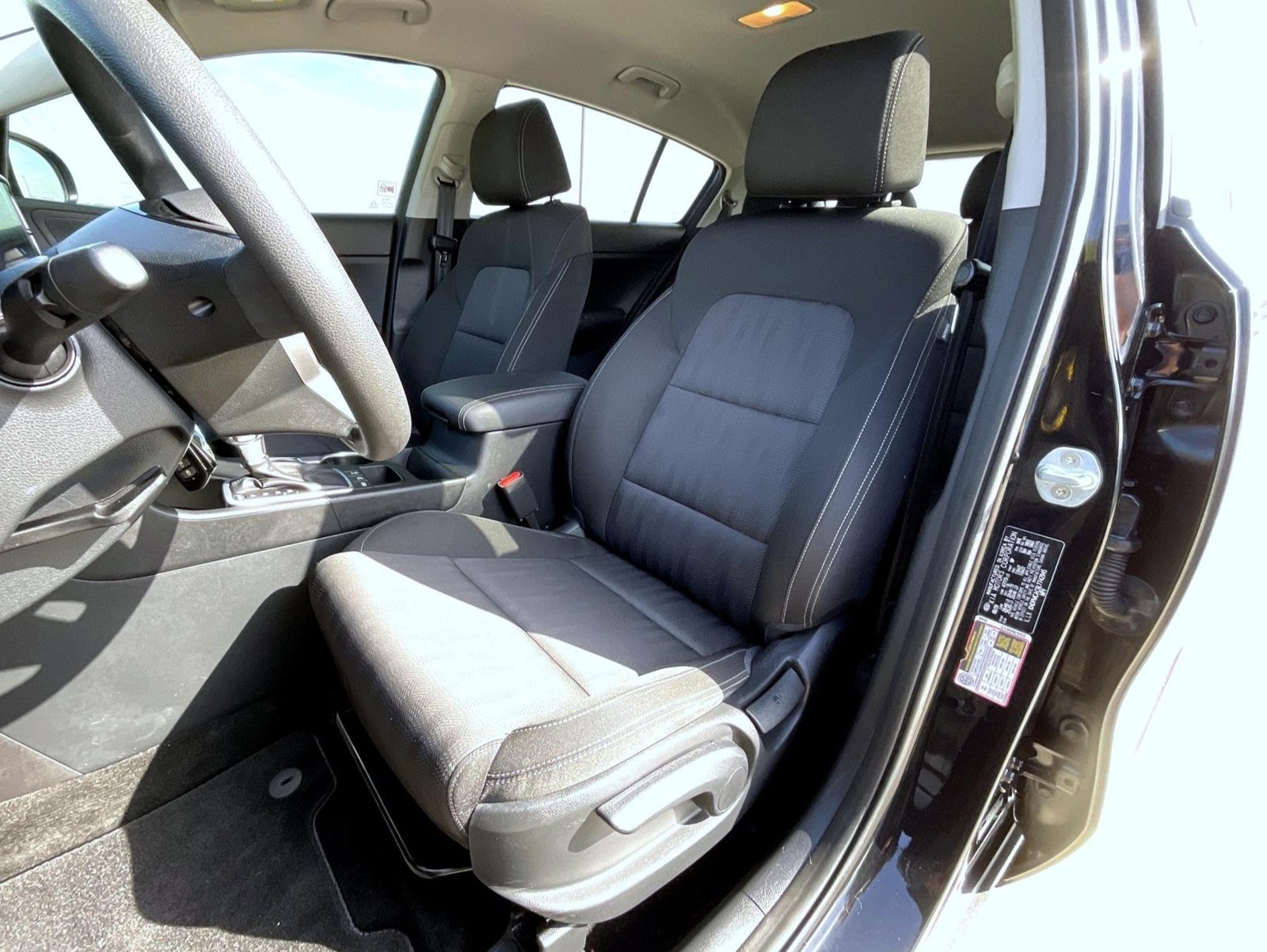 Used 2020 Kia Sportage LX AWD/4WD image 10