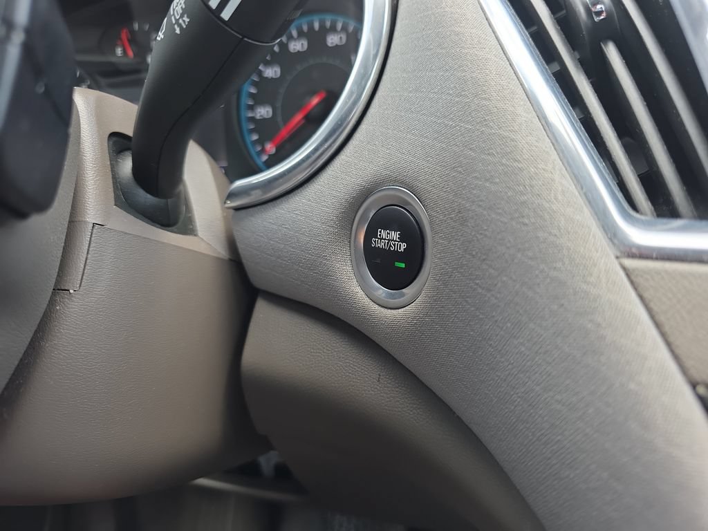 Used 2021 Chevrolet Malibu LT FWD image 15