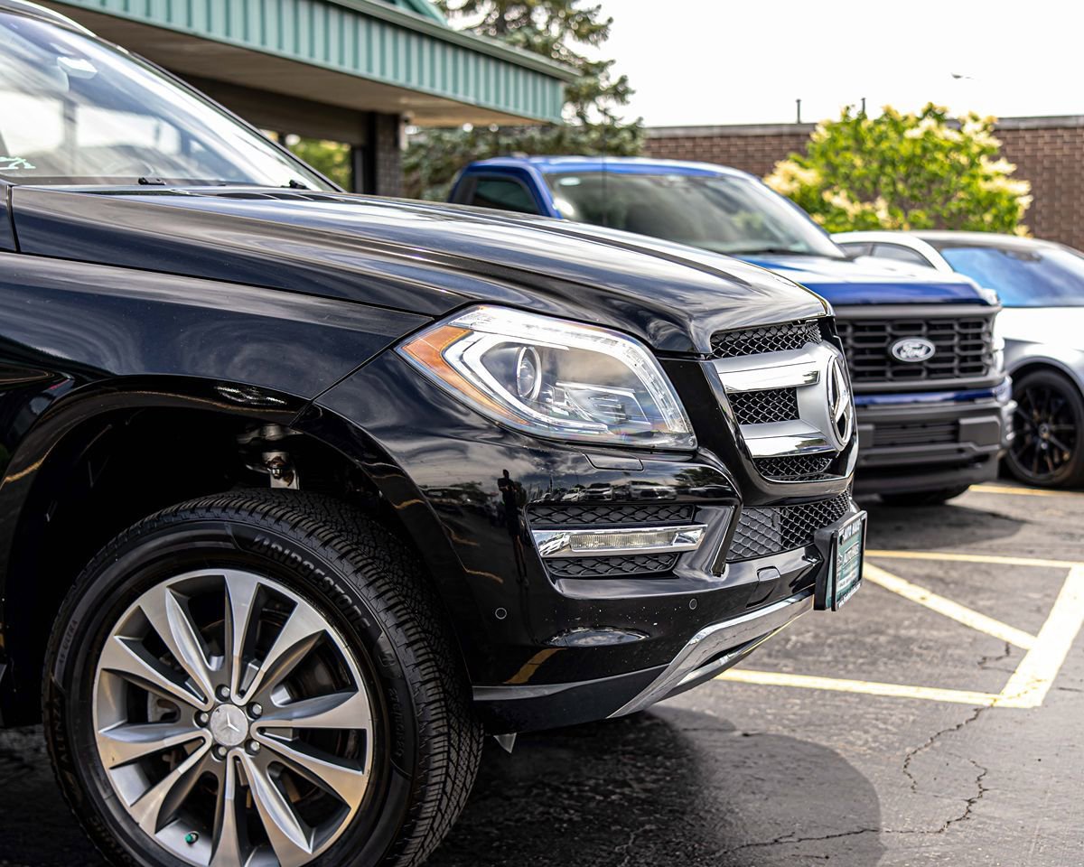 Used 2014 Mercedes-Benz GL 450 4MATIC image 3