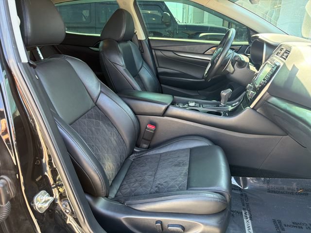 Used 2017 Nissan Maxima SR w/ Midnight Edition FWD image 27