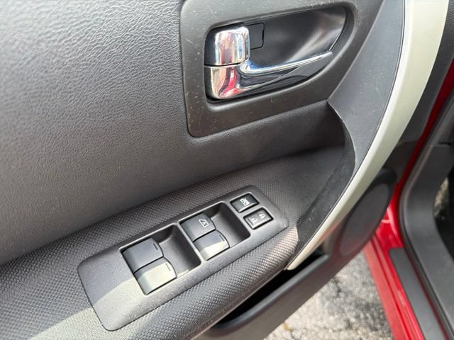 Used 2015 Nissan Rogue S w/ Convenience Package FWD image 12