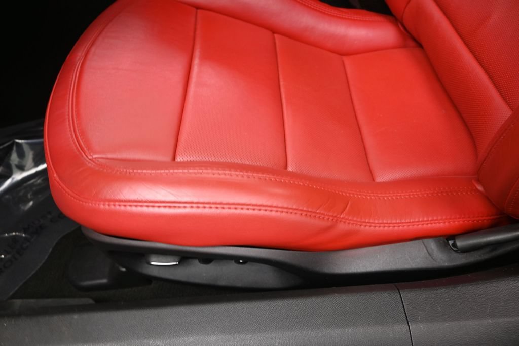 Used 2014 Chevrolet Corvette Stingray Convertible w/ 3LT Preferred Equipment Group RWD image 13