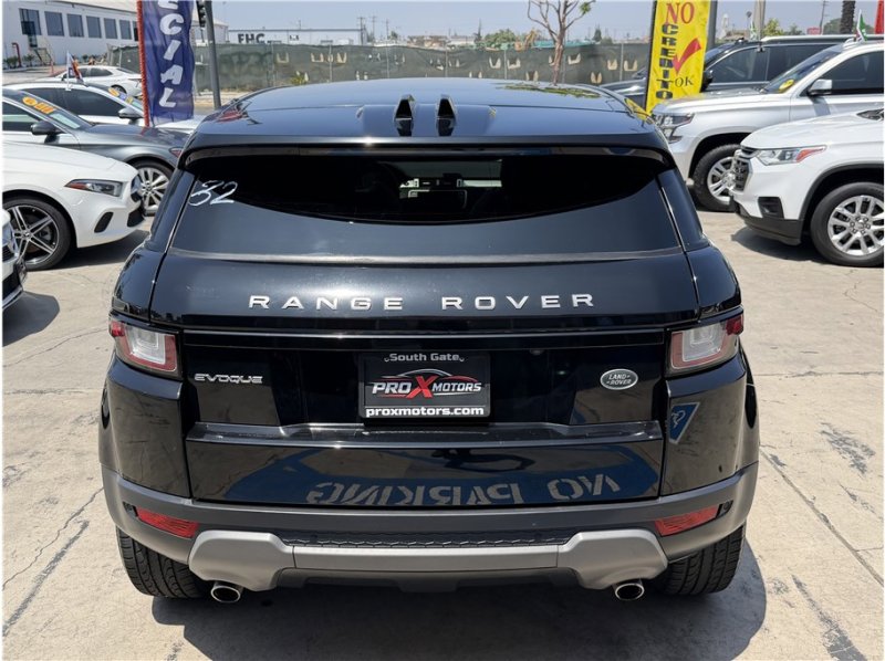 Used 2018 Land Rover Range Rover Evoque SE AWD/4WD image 13