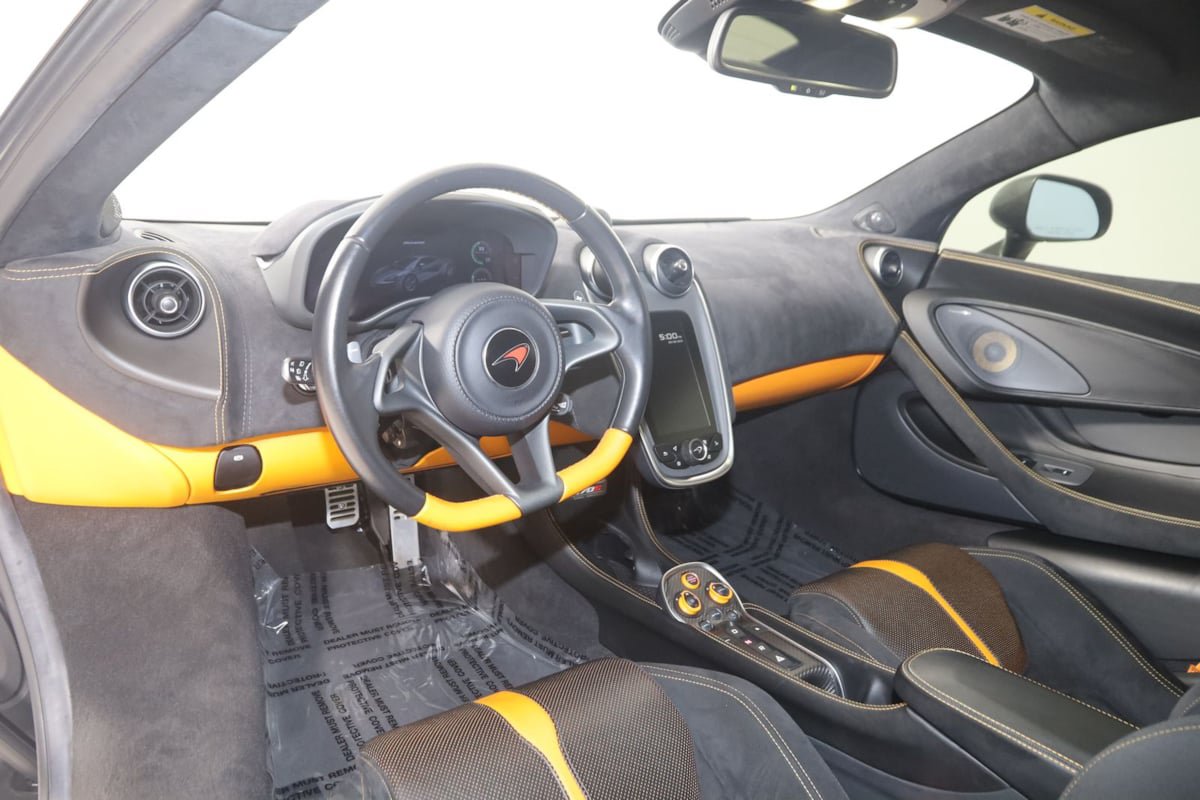 Used 2020 McLaren 570S Coupe RWD image 42