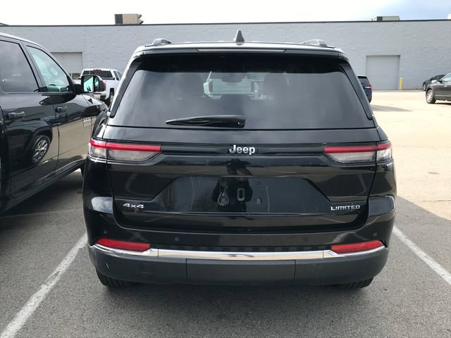 Used 2023 Jeep Grand Cherokee Limited image 10