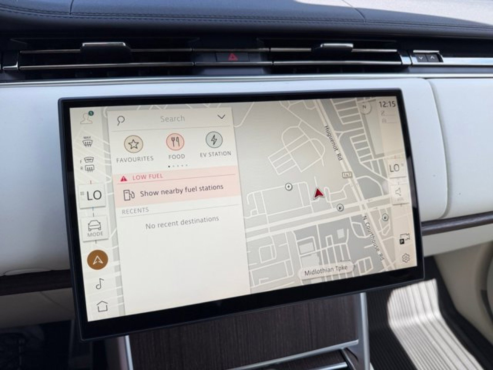 New 2026 Land Rover Range Rover SE AWD/4WD image 16