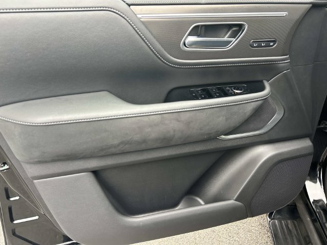 Certified 2026 INFINITI QX80 Luxe w/ Cargo Package AWD/4WD image 15
