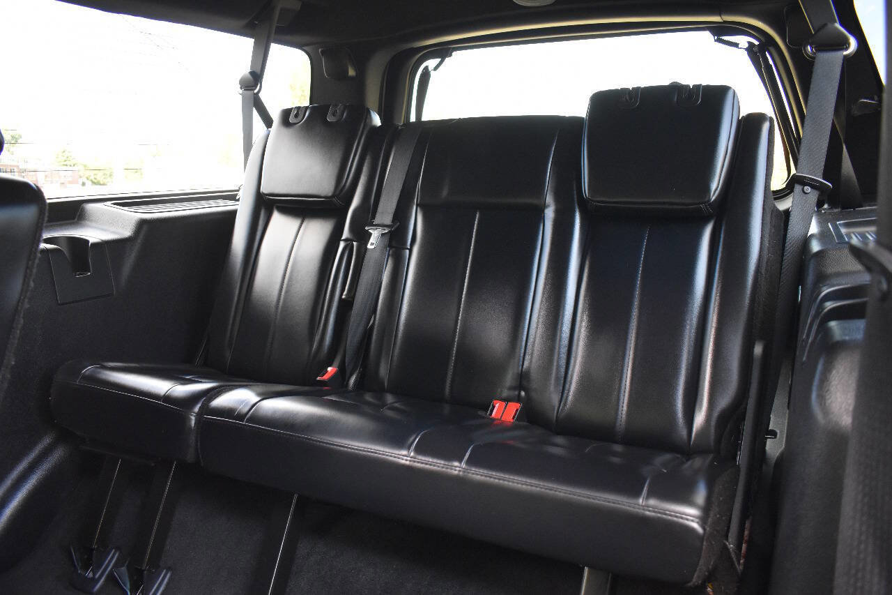 Used 2016 Ford Expedition EL Platinum image 16
