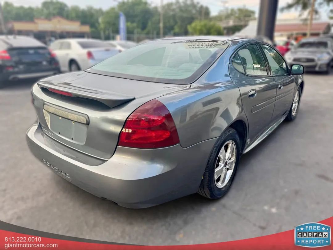 Used 2005 Pontiac Grand Prix w/ Drivers Plus Package image 5