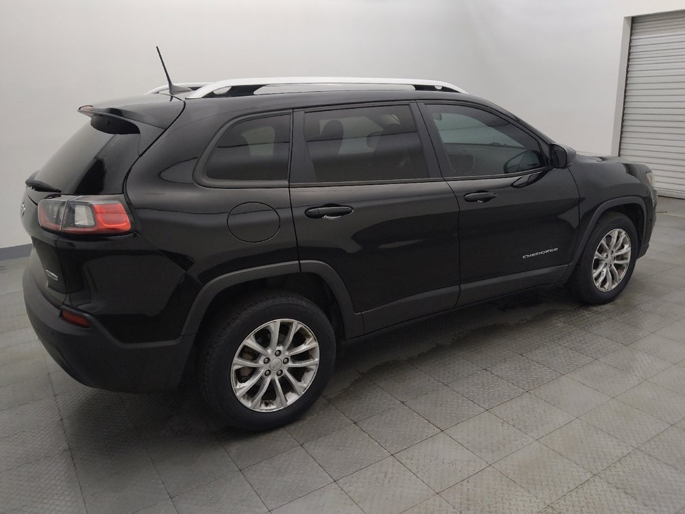 Used 2020 Jeep Cherokee Latitude FWD image 10