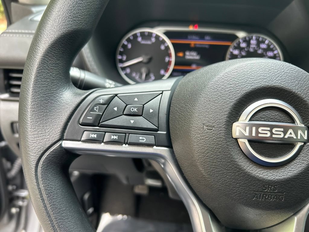 Used 2024 Nissan Sentra SV FWD image 23
