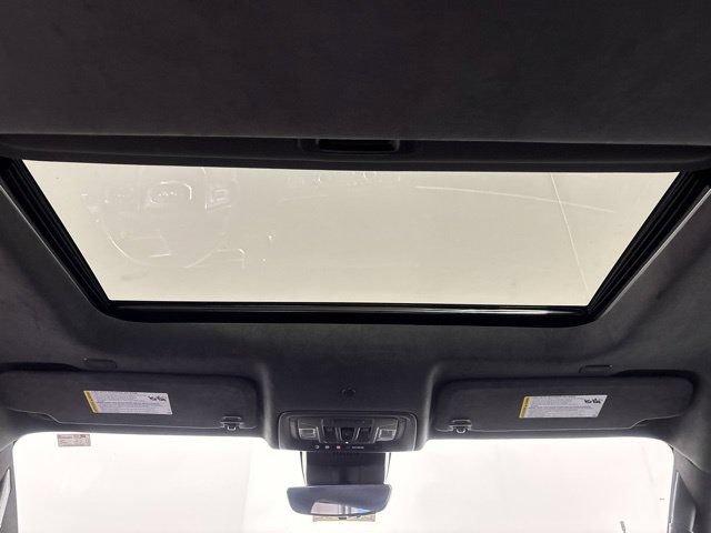 Used 2023 GMC Sierra 1500 AT4X AWD/4WD image 32