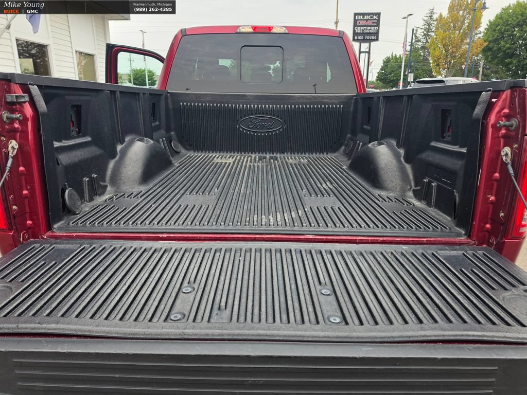 Used 2015 Ford F150 XLT w/ Equipment Group 302A Luxury AWD/4WD image 40