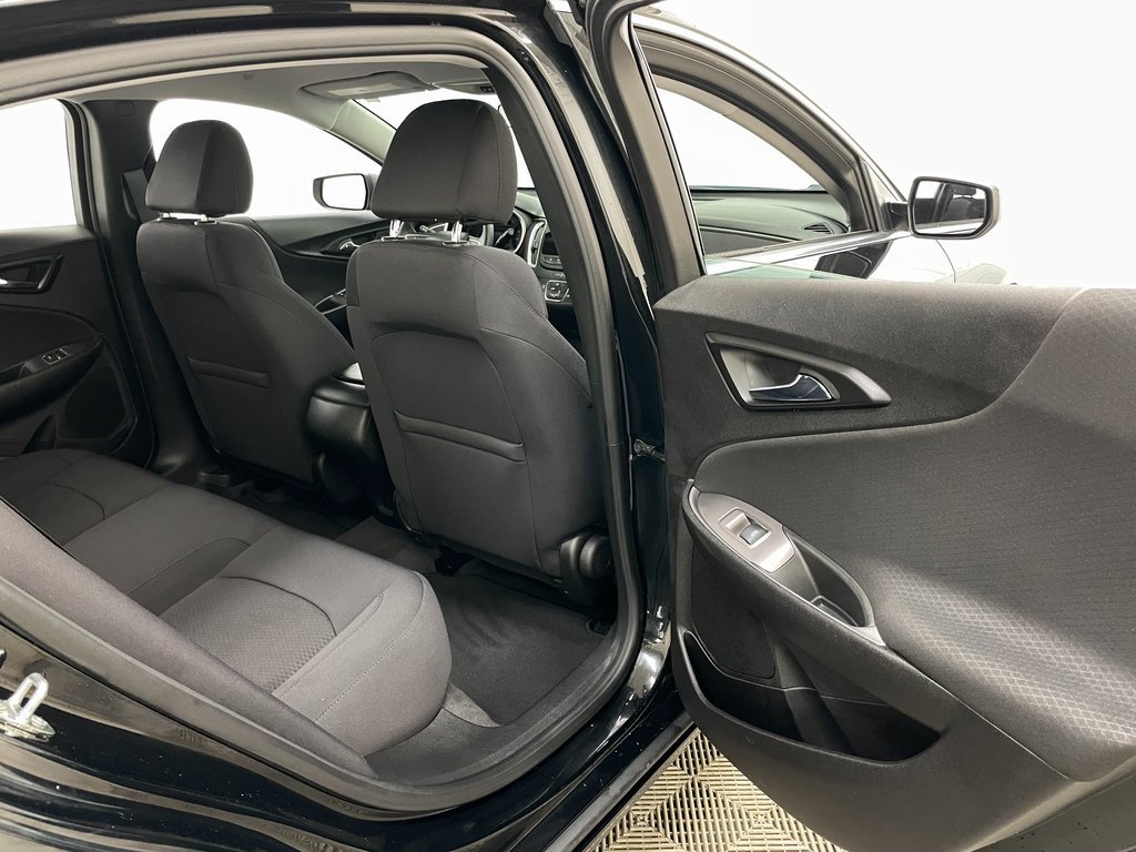 Certified 2022 Chevrolet Malibu LS image 34
