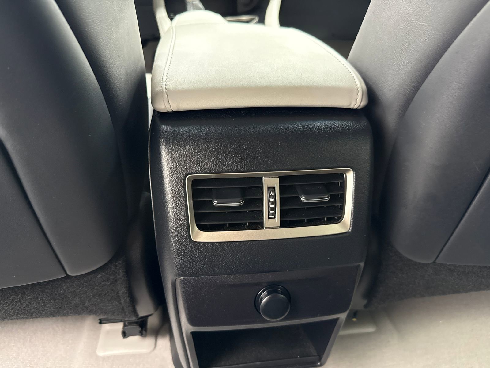 Used 2018 Lexus RX 350 FWD w/ Accessory Package image 39