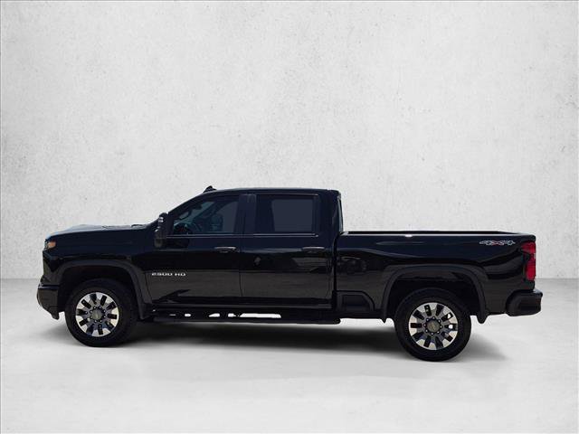 Used 2025 Chevrolet Silverado 2500 Custom AWD/4WD image 9