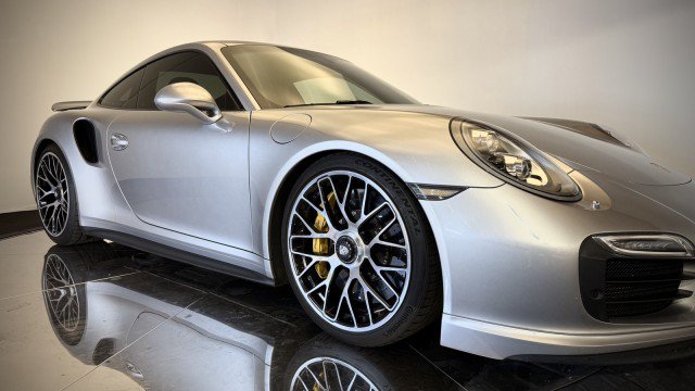 Used 2014 Porsche 911 Turbo AWD/4WD image 20