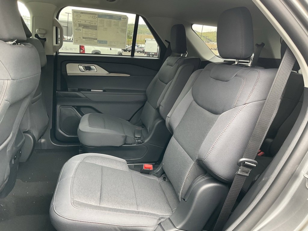 New 2026 Ford Explorer Active image 18