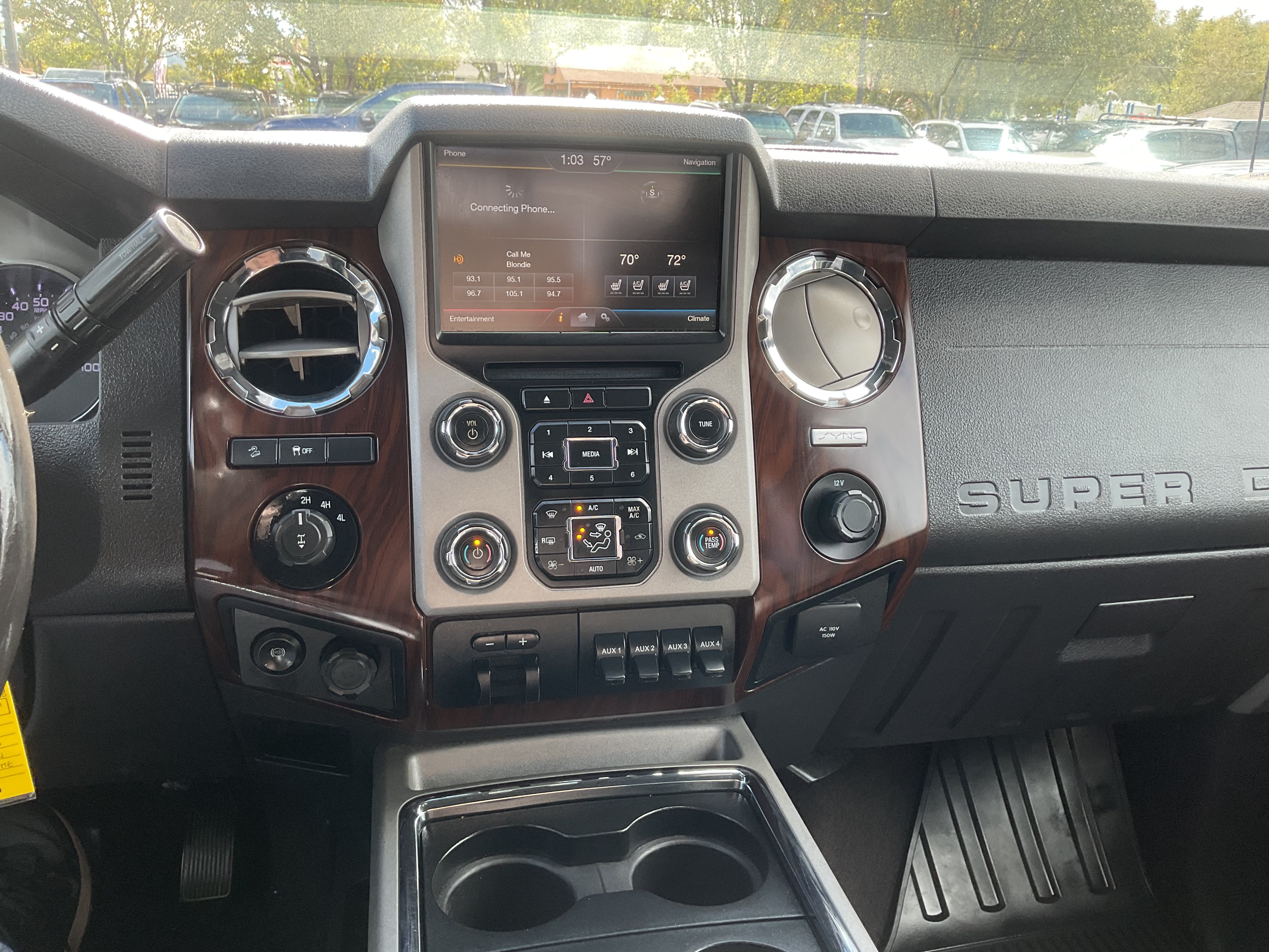 Used 2016 Ford F250 Lariat w/ Lariat Ultimate Package AWD/4WD image 9