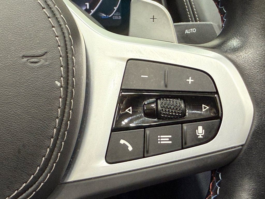 Used 2023 BMW M850i xDrive Convertible w/ M Sport Professional Package image 27