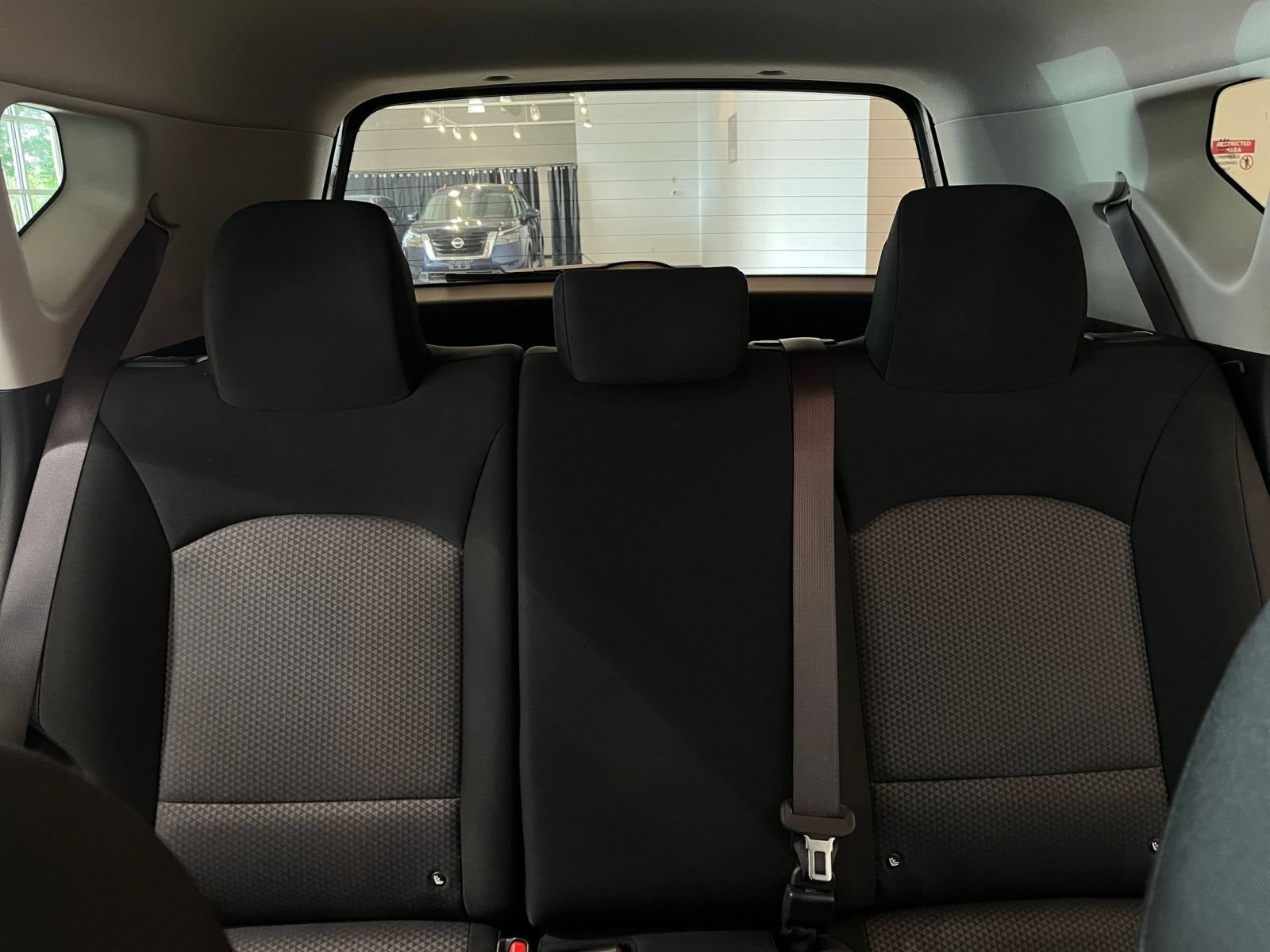 Used 2025 Kia Soul LX w/ LX Technology Package FWD image 37
