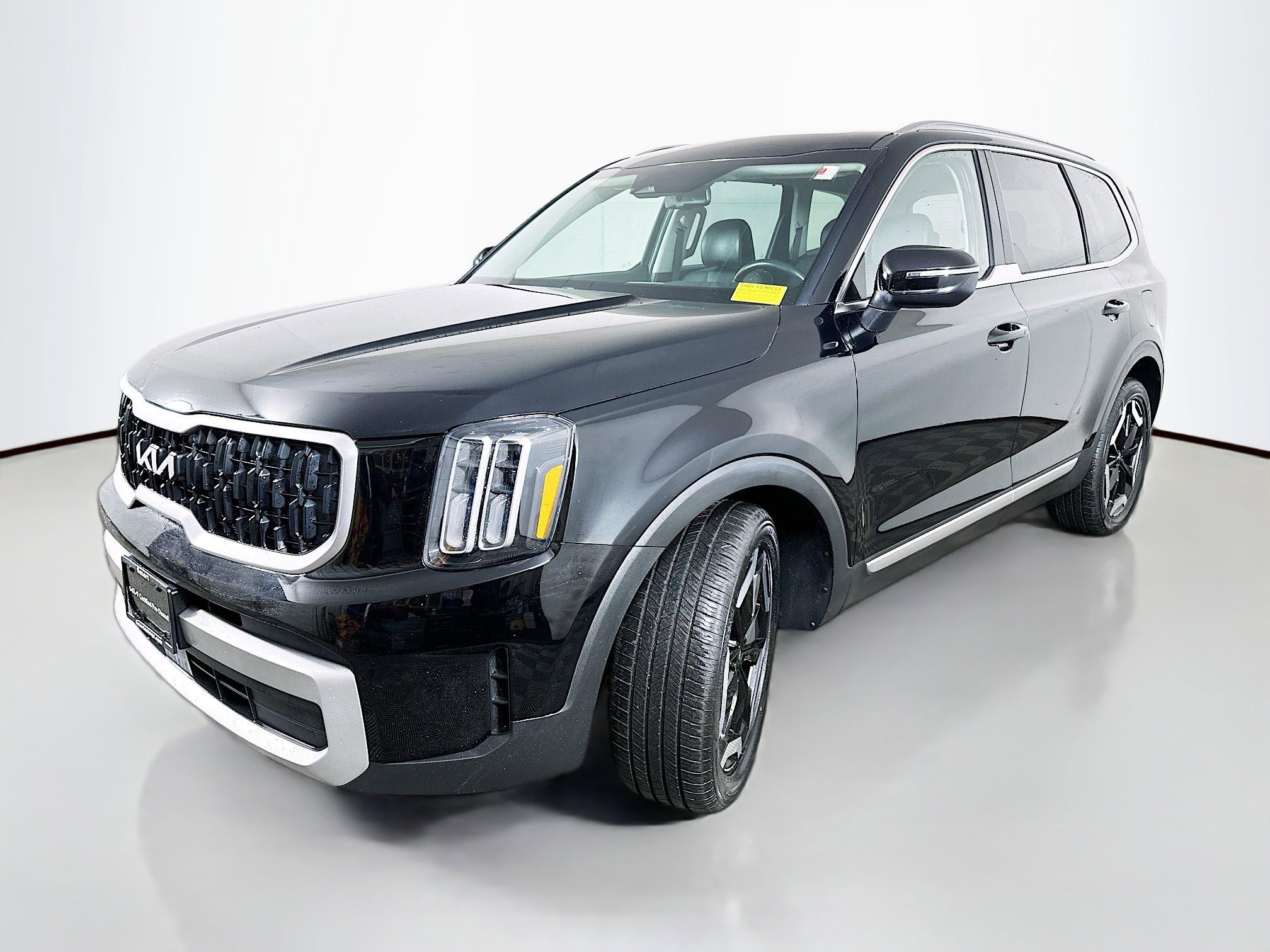 Certified 2024 Kia Telluride EX AWD/4WD image 3