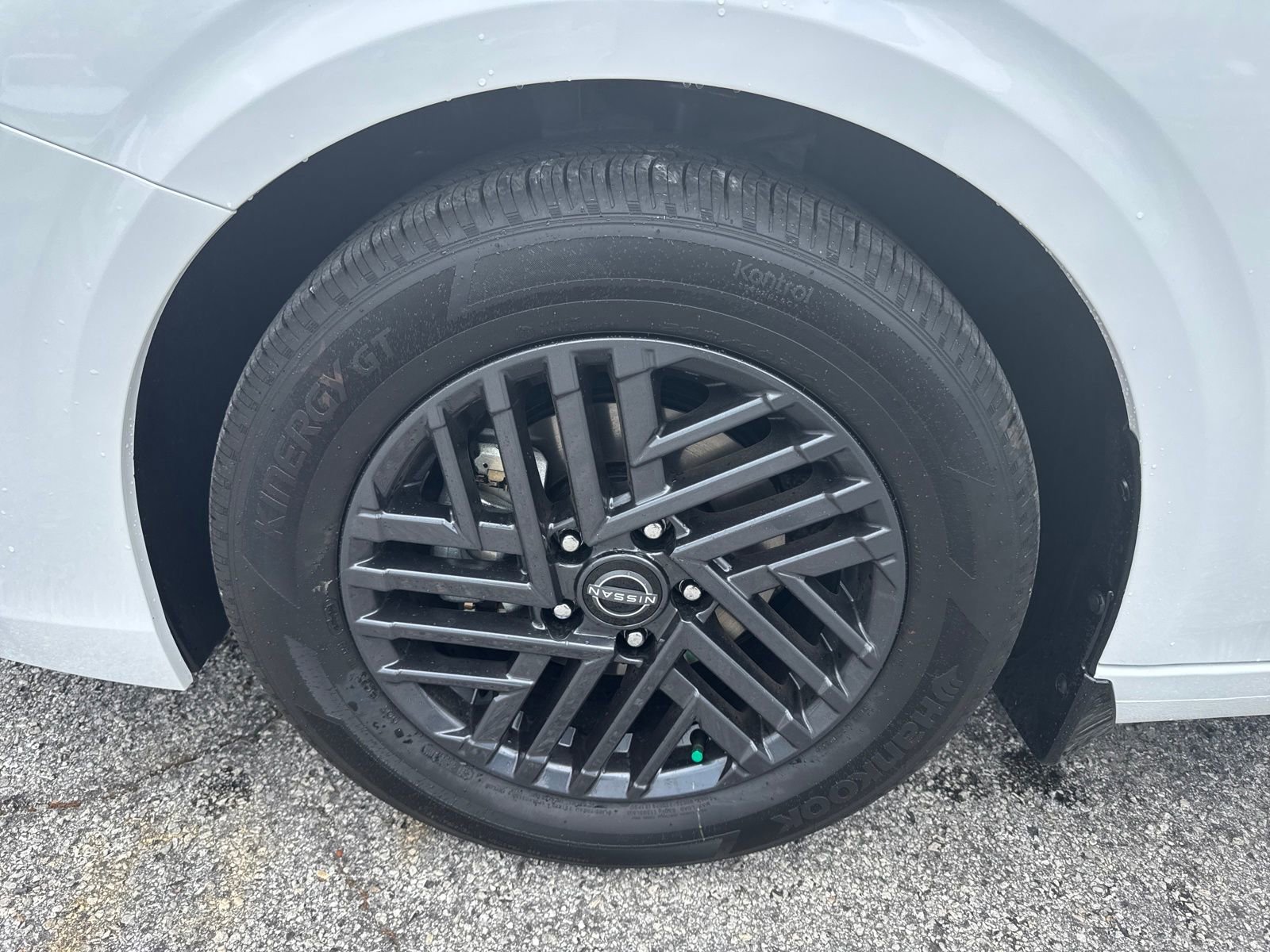 Certified 2026 Nissan Sentra SV w/ SV Convenience Package FWD image 9