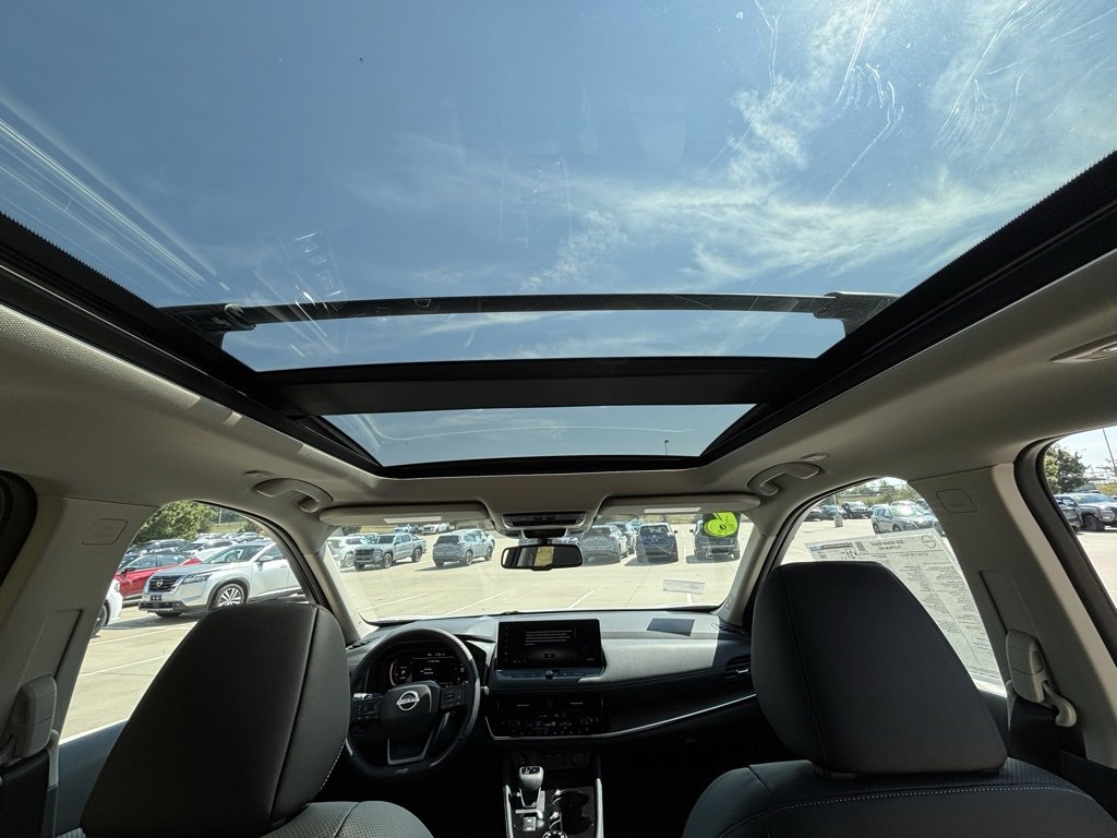 New 2026 Nissan Rogue Platinum w/ Platinum Premium Package image 18