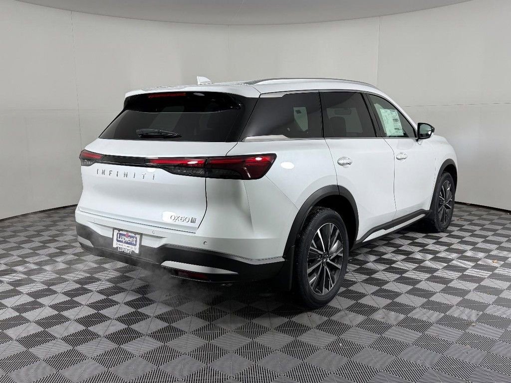 New 2026 INFINITI QX60 Luxe image 3