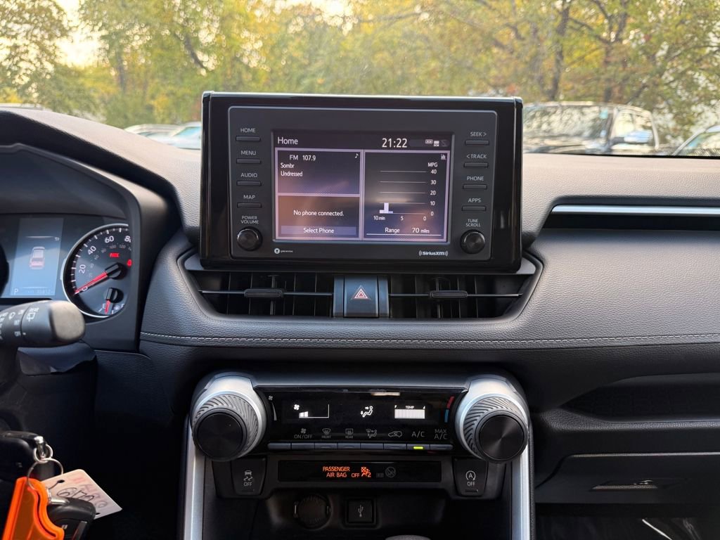 Used 2022 Toyota RAV4 LE image 35