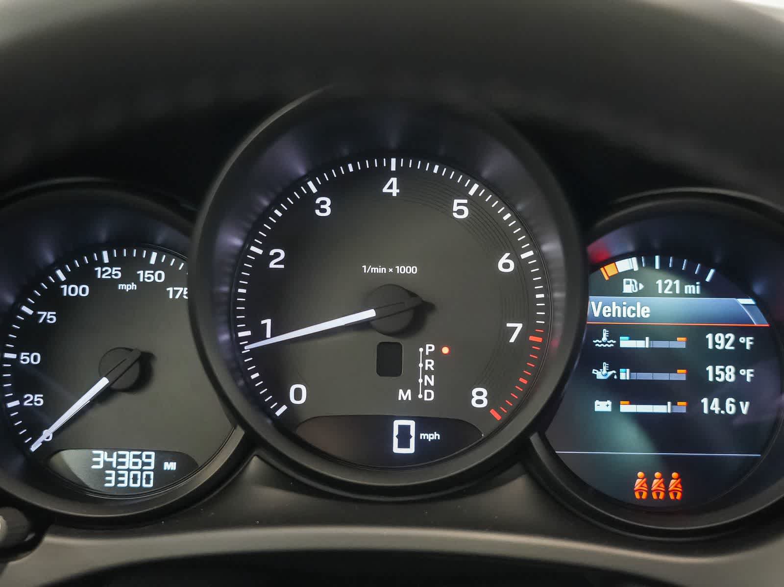 Certified 2023 Porsche Macan AWD/4WD image 27