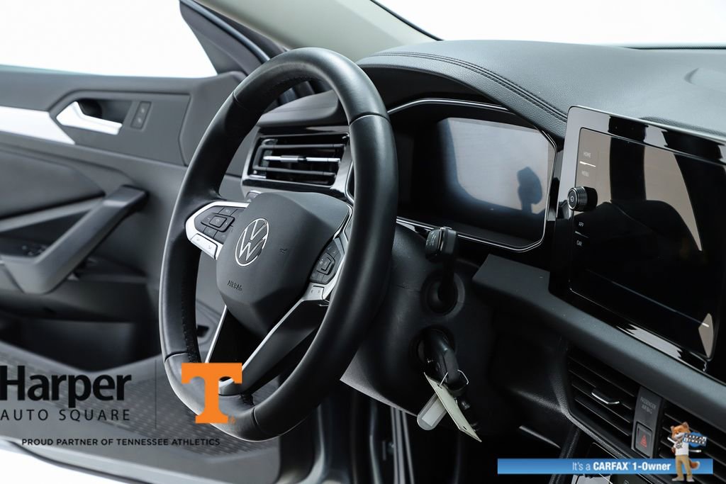 Used 2025 Volkswagen Jetta S image 70