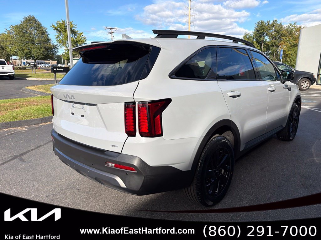 Certified 2023 Kia Sorento S w/ Panoramic Sunroof Package AWD/4WD image 8