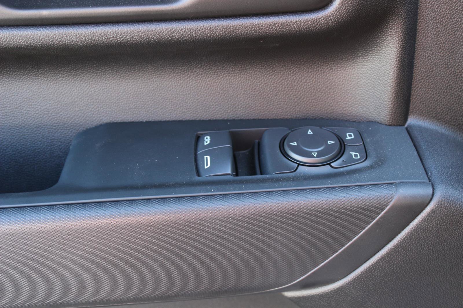 New 2024 GMC Sierra 2500 Pro image 17