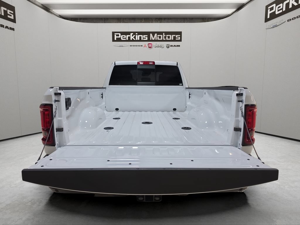 New 2026 RAM 3500 Tradesman AWD/4WD image 9