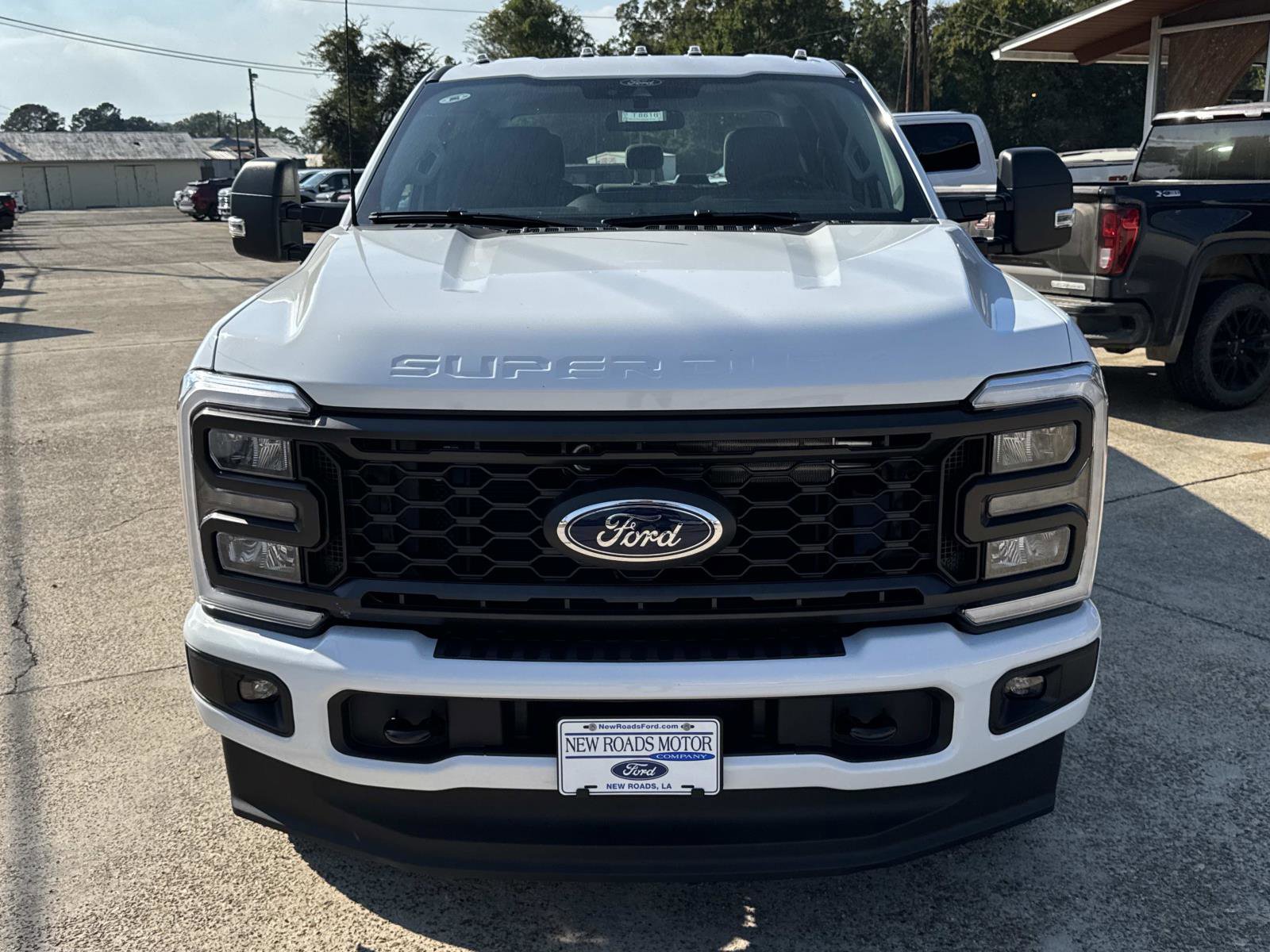 New 2026 Ford F250 XL image 2