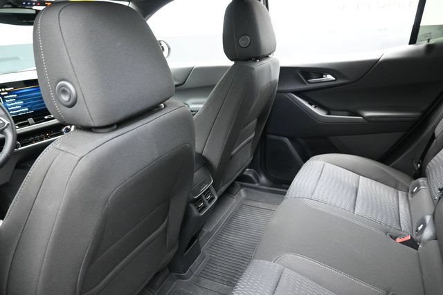 Used 2026 Chevrolet Equinox LT w/ LPO, Floor Liner Package AWD/4WD image 24