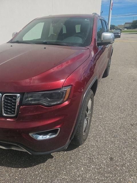 Used 2019 Jeep Grand Cherokee Limited w/ Luxury Group II AWD/4WD image 2