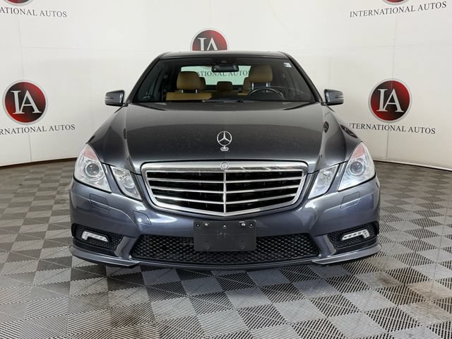 Used 2010 Mercedes-Benz E 350 4MATIC Sedan image 2