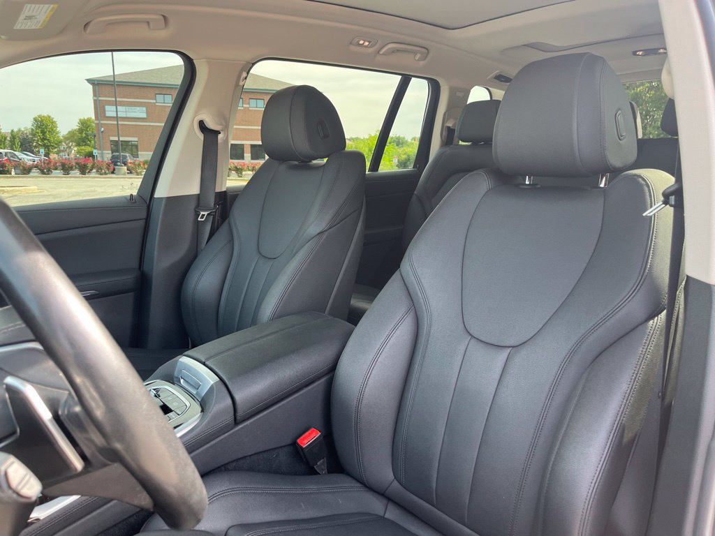Used 2020 BMW X7 xDrive40i w/ Cold Weather Package AWD/4WD image 18