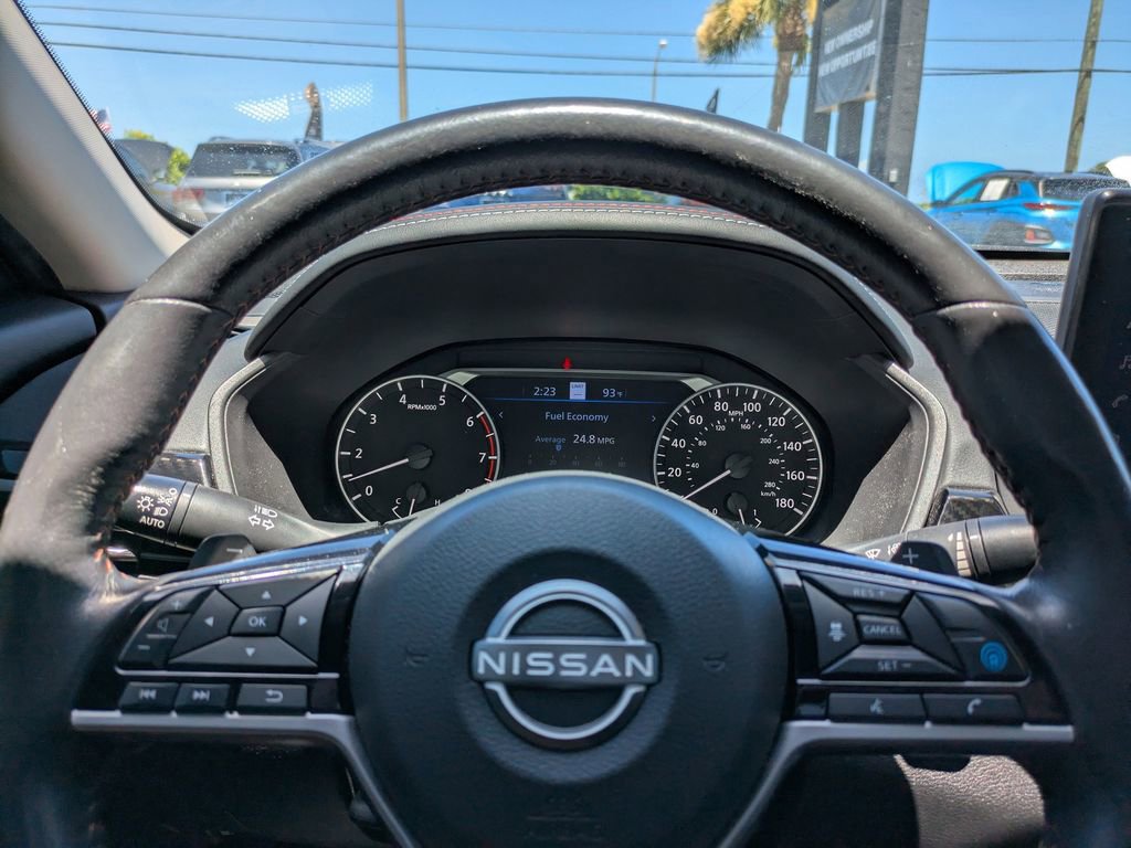 Used 2023 Nissan Altima 2.0 SR image 24