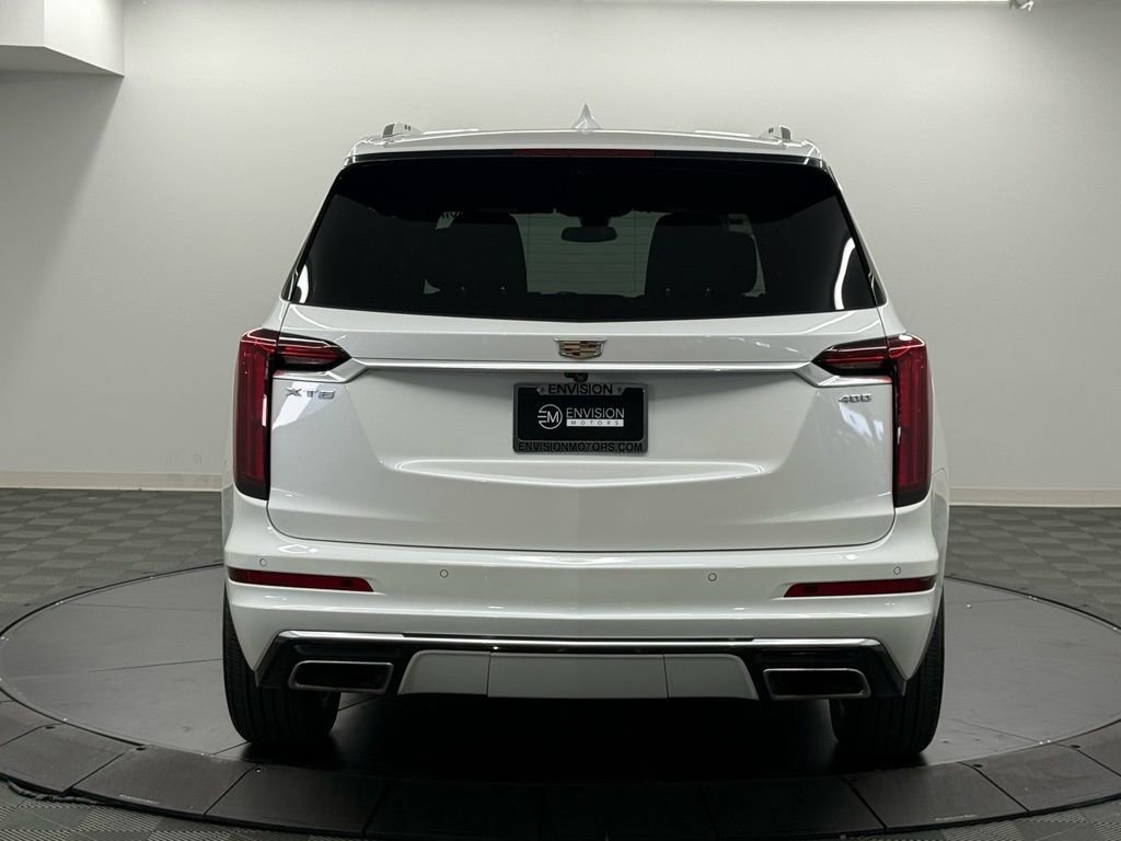 Used 2023 Cadillac XT6 Premium Luxury image 8