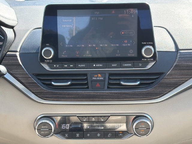 Used 2020 Nissan Altima 2.5 SL FWD image 19