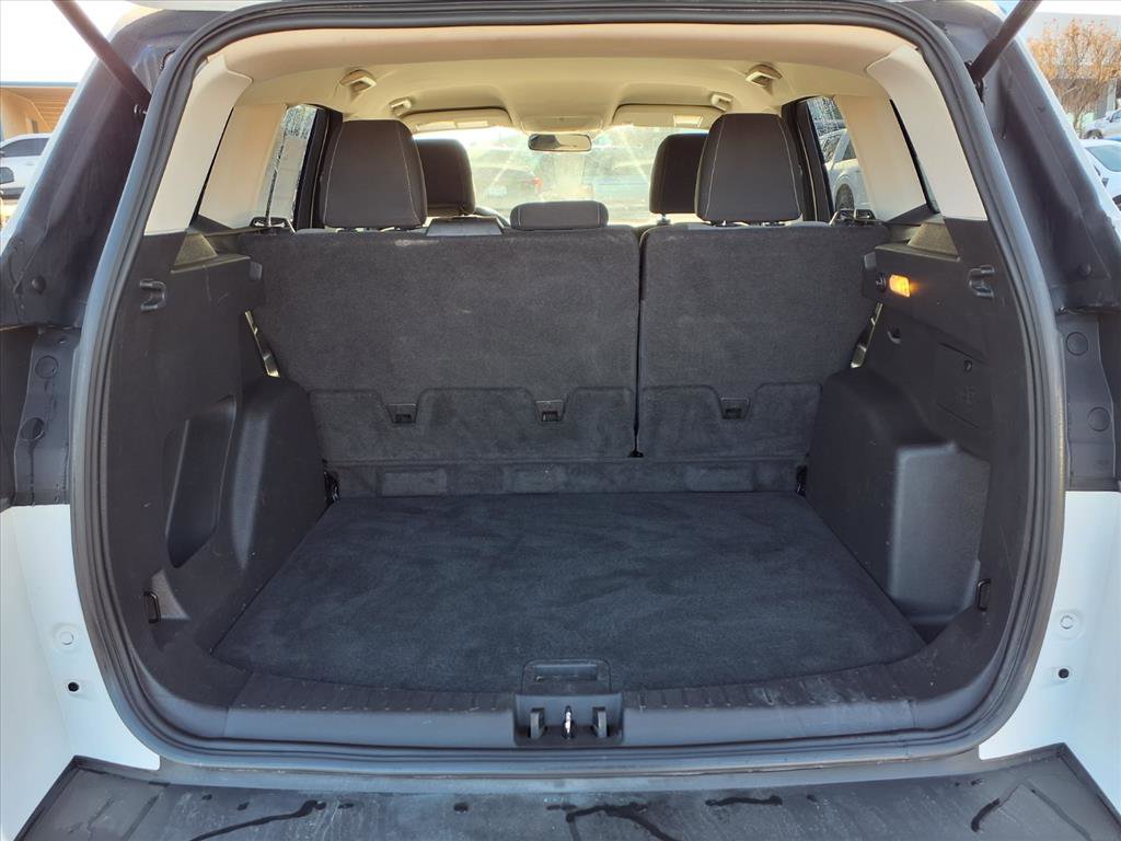 Certified 2017 Ford Escape SE image 9