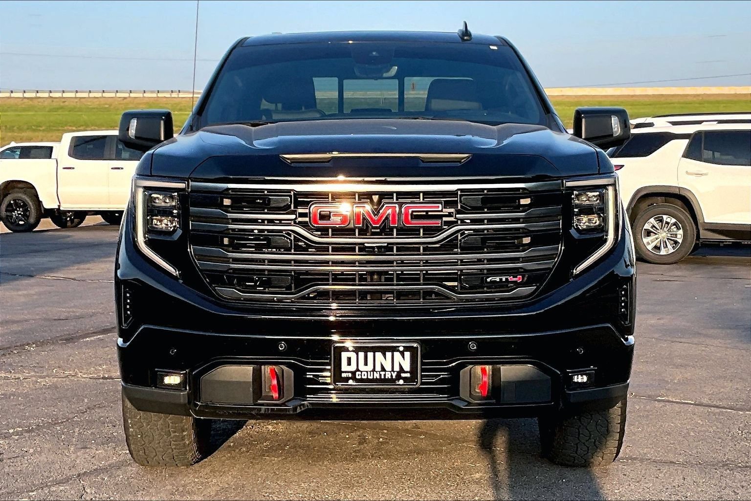 Used 2025 GMC Sierra 1500 AT4 w/ AT4 Premium Package AWD/4WD image 3