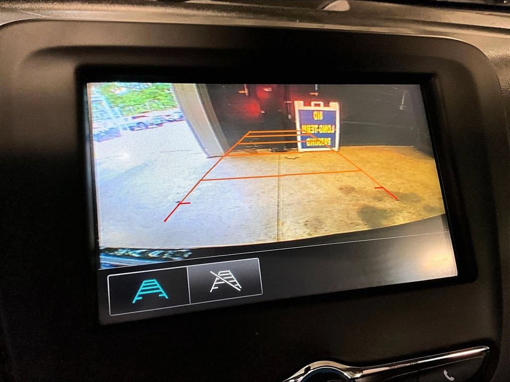 Used 2018 Chevrolet Equinox LS AWD/4WD image 20