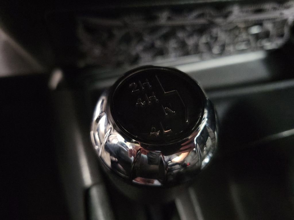 Used 2018 Jeep Wrangler Unlimited Sport image 17